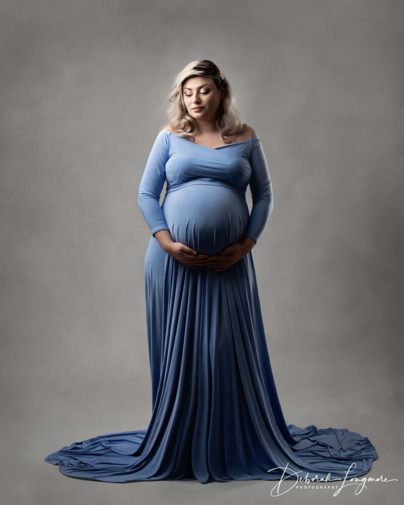 off shoulder dress worn by pregnant woman by rosa amour